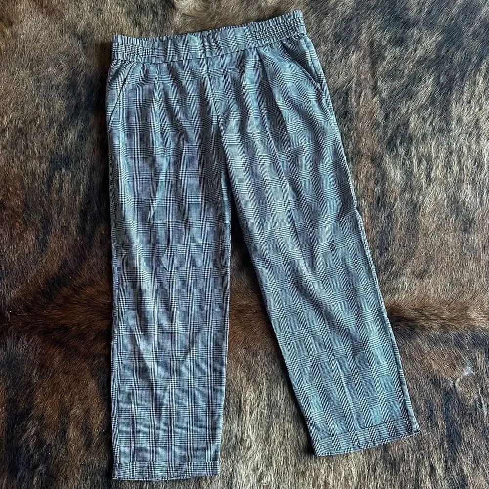 Shinestar Plaid Cropped Elastic Waist Pants